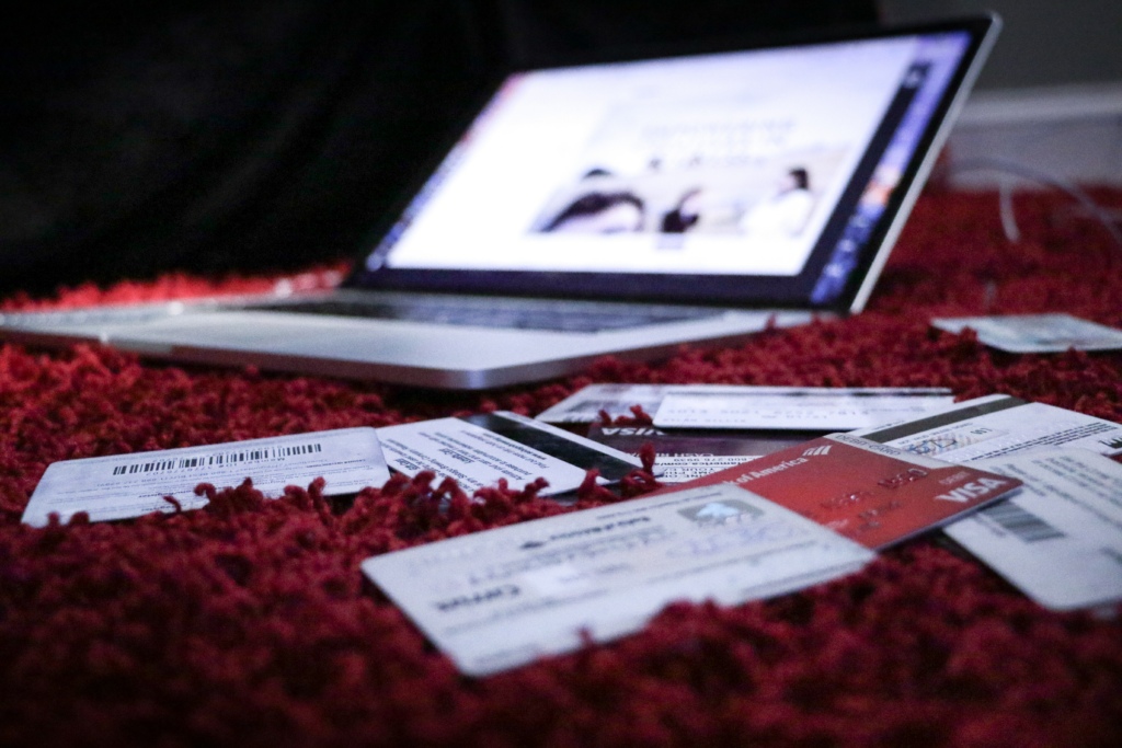 shopify store credit card information